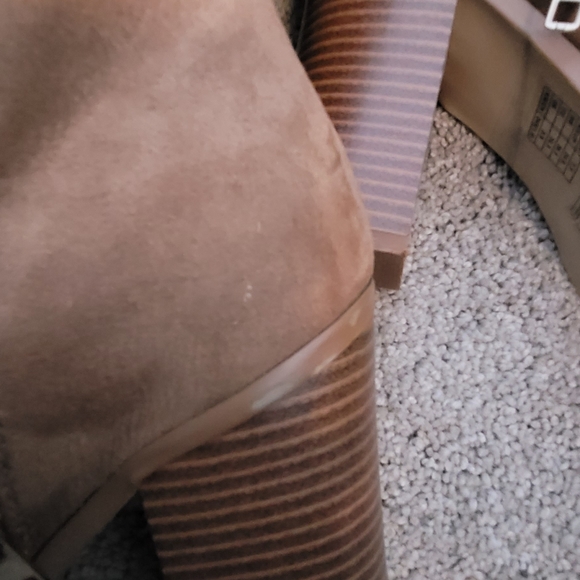 Gently worn suede like material knee high zipper boots - Picture 6 of 6